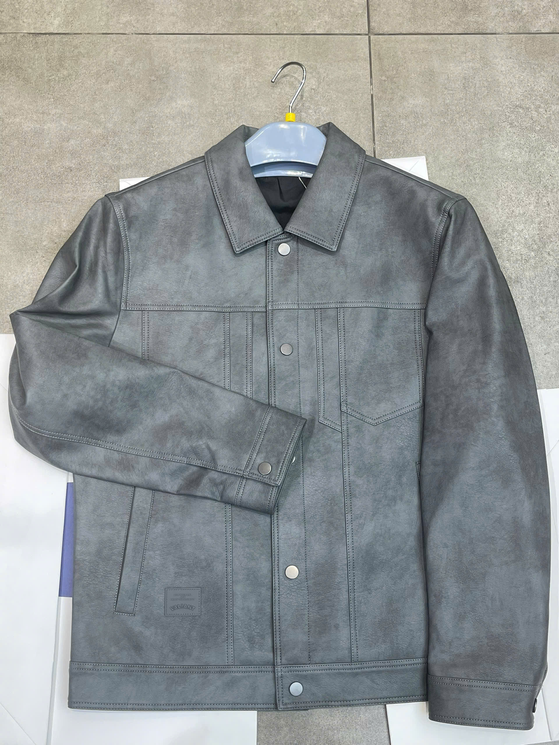 Áo khoác da -HWJAD3J231AP1