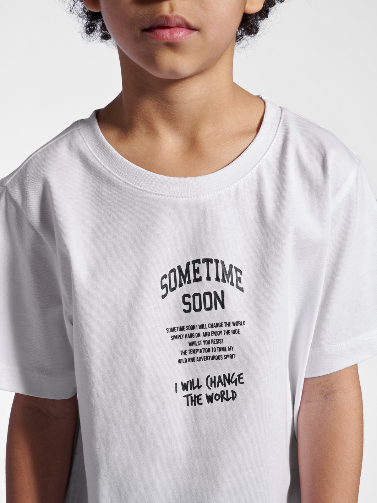 KUME | Áo Thun Trẻ Em, Áo Phông Trắng In Chữ "Sometime Soon" | Thương Hiệu Hummel - Nhiều Màu Lựa Chọn - 21806