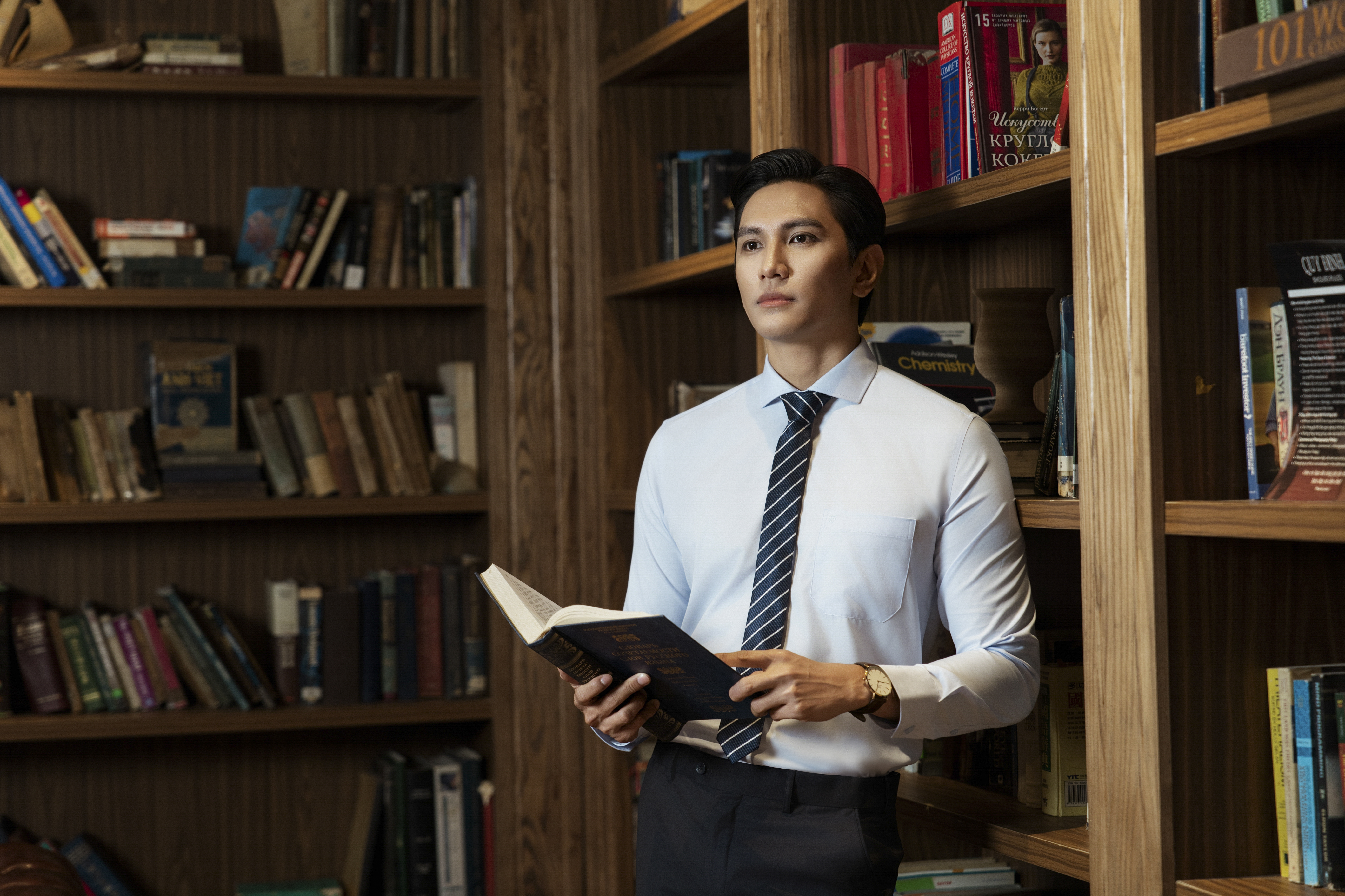 Áo sơ mi dài tay cổ spread Santino màu light blue | M818