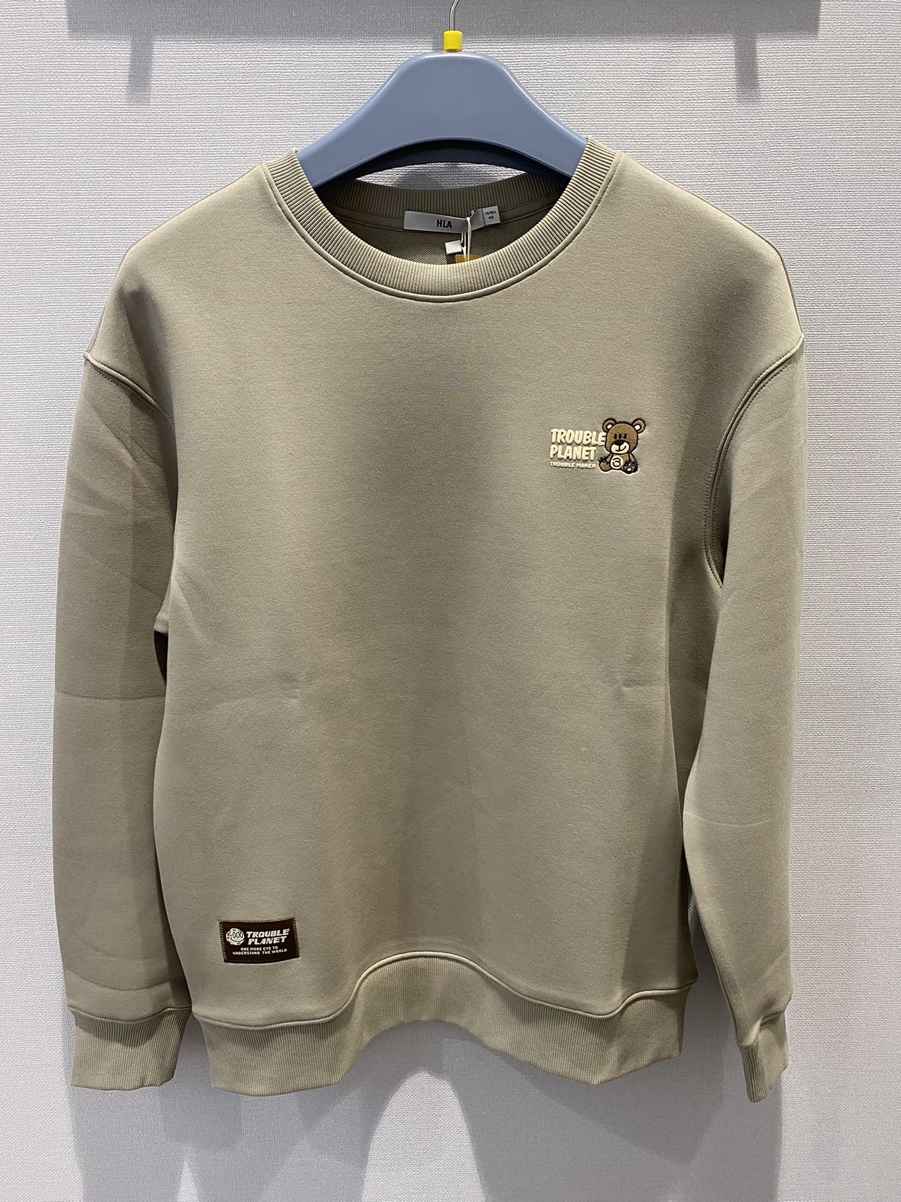 HLA-Áo sweeter- NZW/D3Y/31