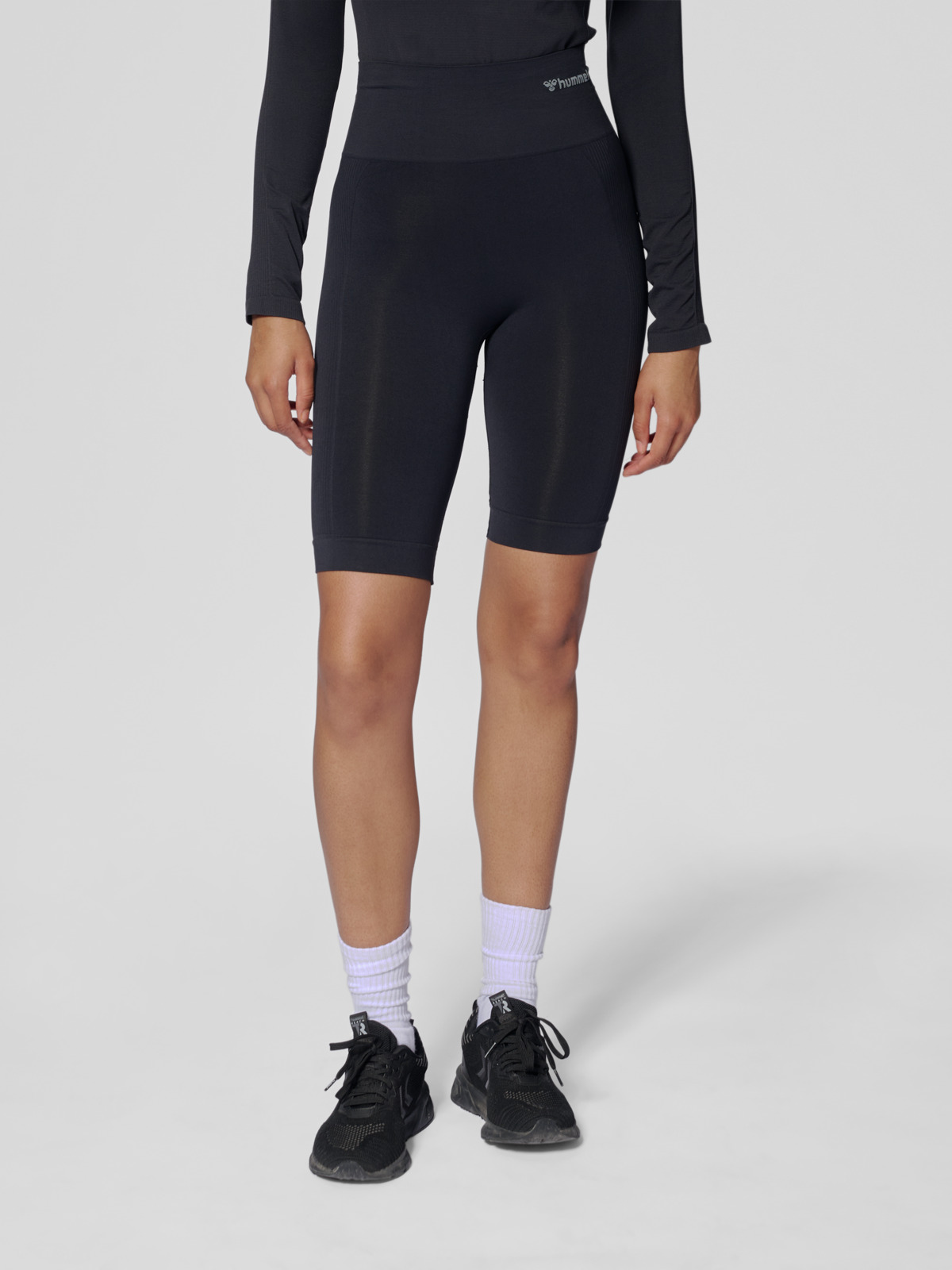 KUME | Quần Short Nữ Thể Thao Dành Riêng Cho Tập Luyện, Size XS / S | Thương Hiệu HUMMEL - 210494