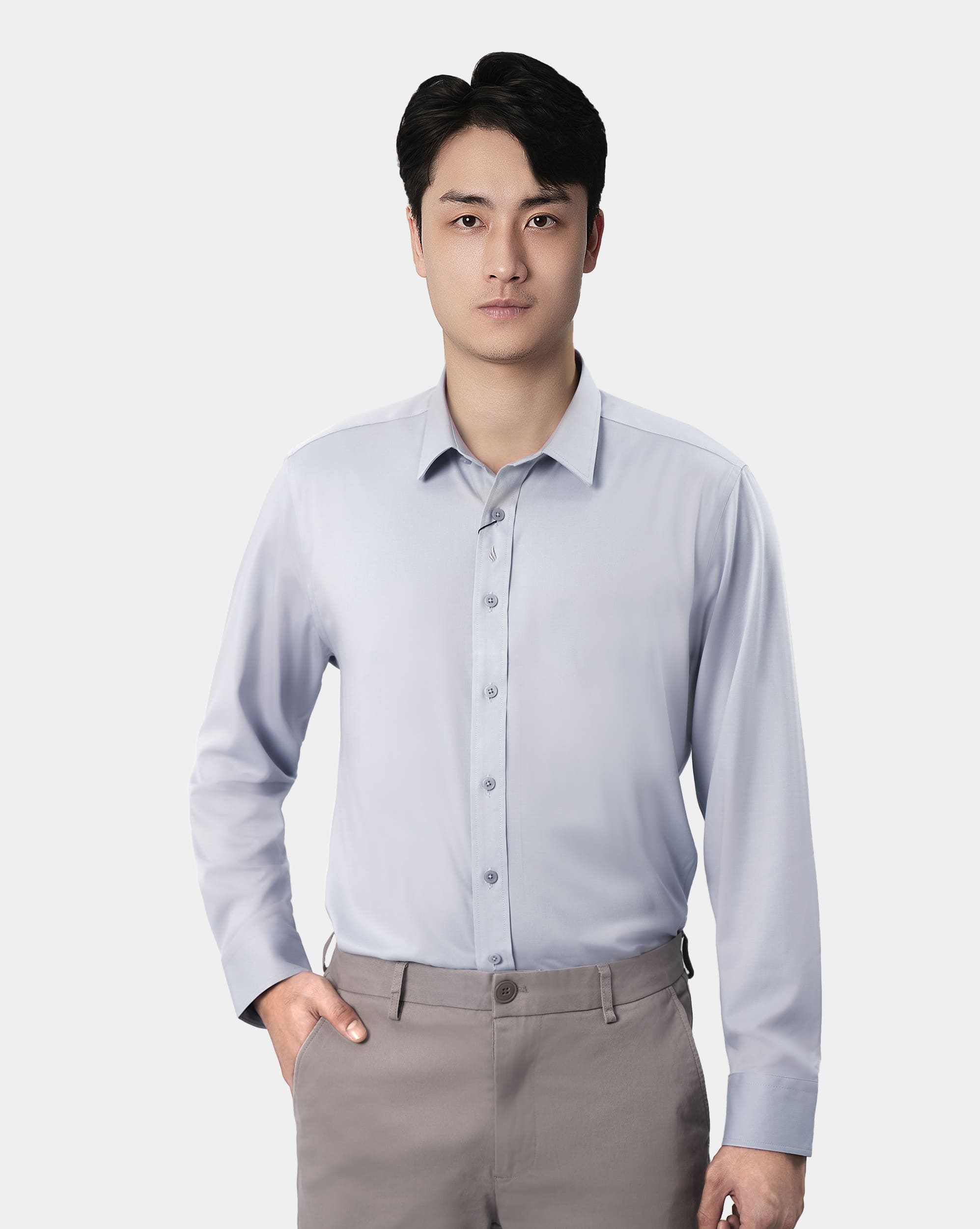 Áo sơ mi dài tay nam trơn xanh nhạt 4050D