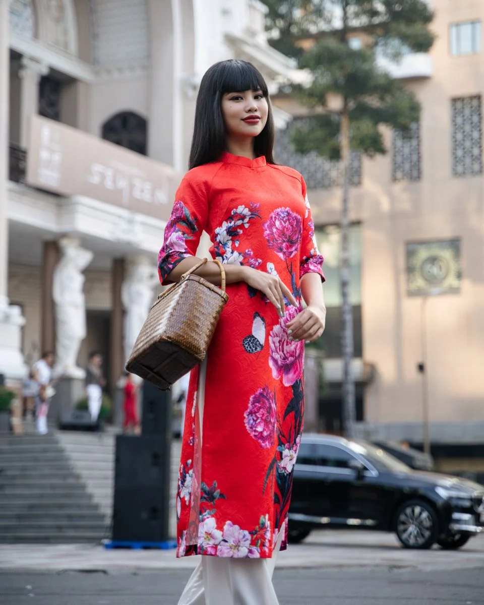 Áo dài gấm nữ Đỏ mẫu đơn