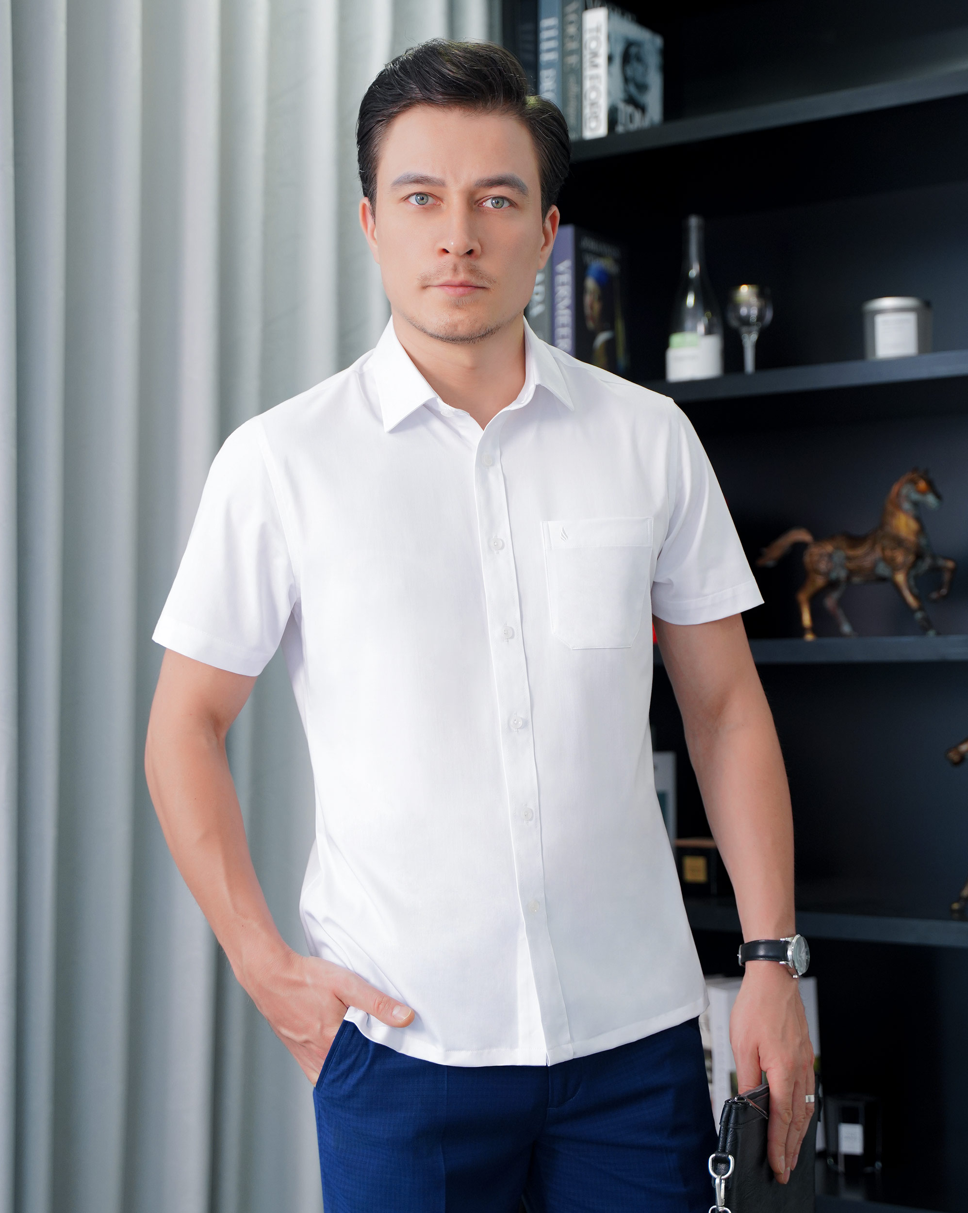 Áo sơ mi ngắn tay nam màu trắng 4030C