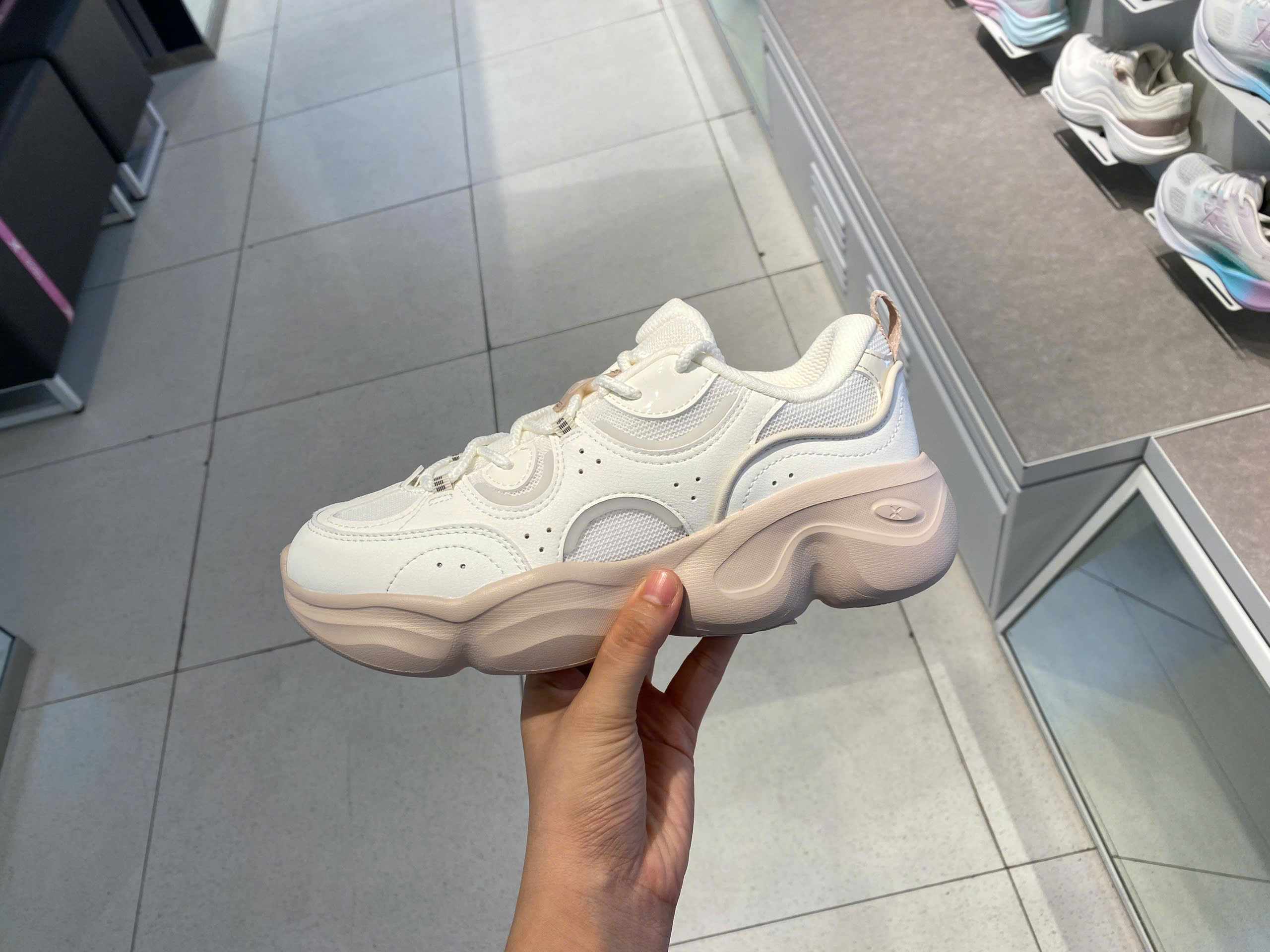 975318320006 - GIAY NU XTEP