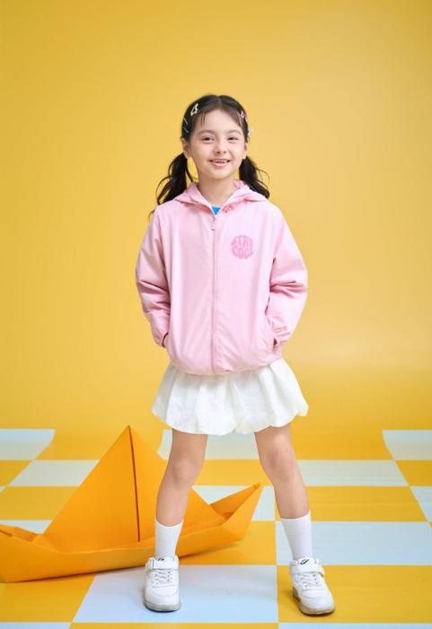 Áo khoác gió bé gái Rabity 922.011