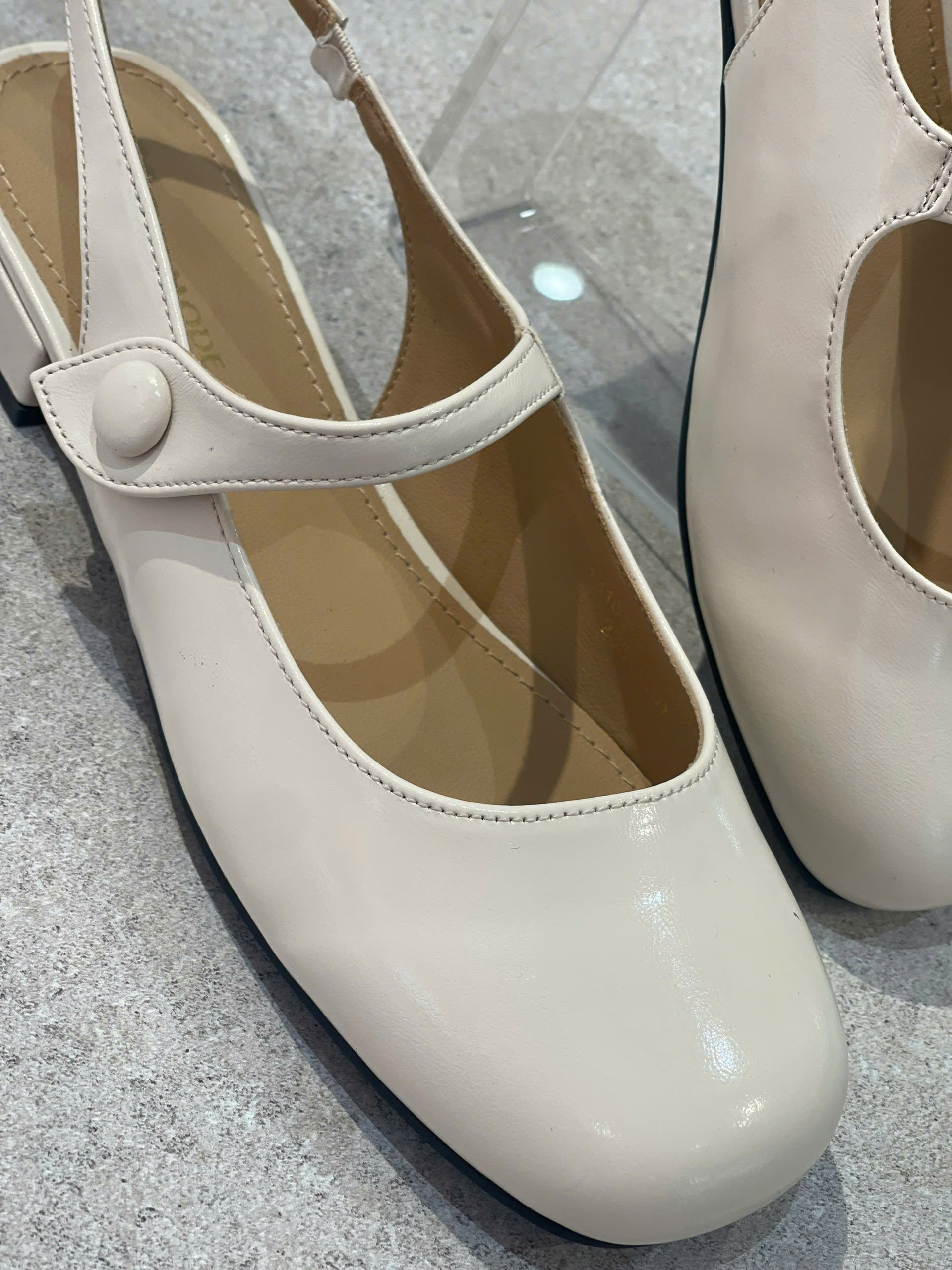 Dép thời trang nữa hiệu Exull Mode, hàng mới 100%