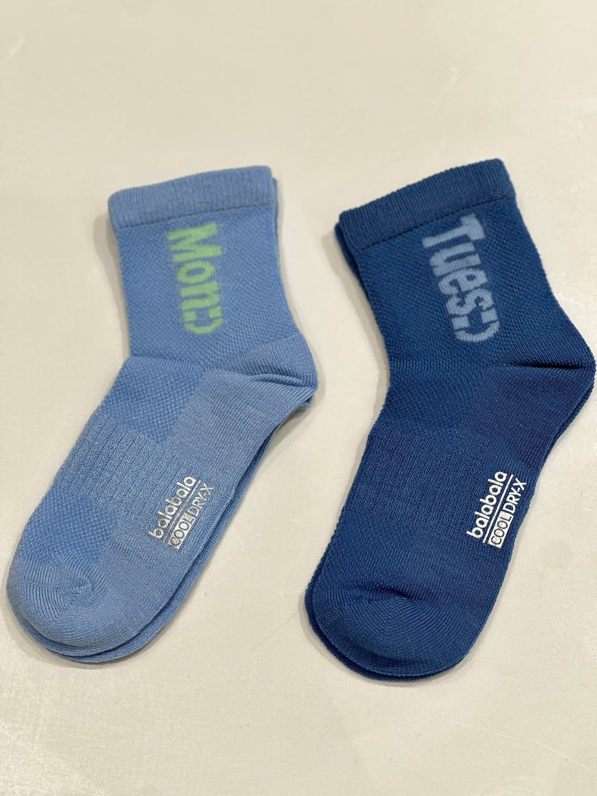 BALABALA - Tất trẻ em