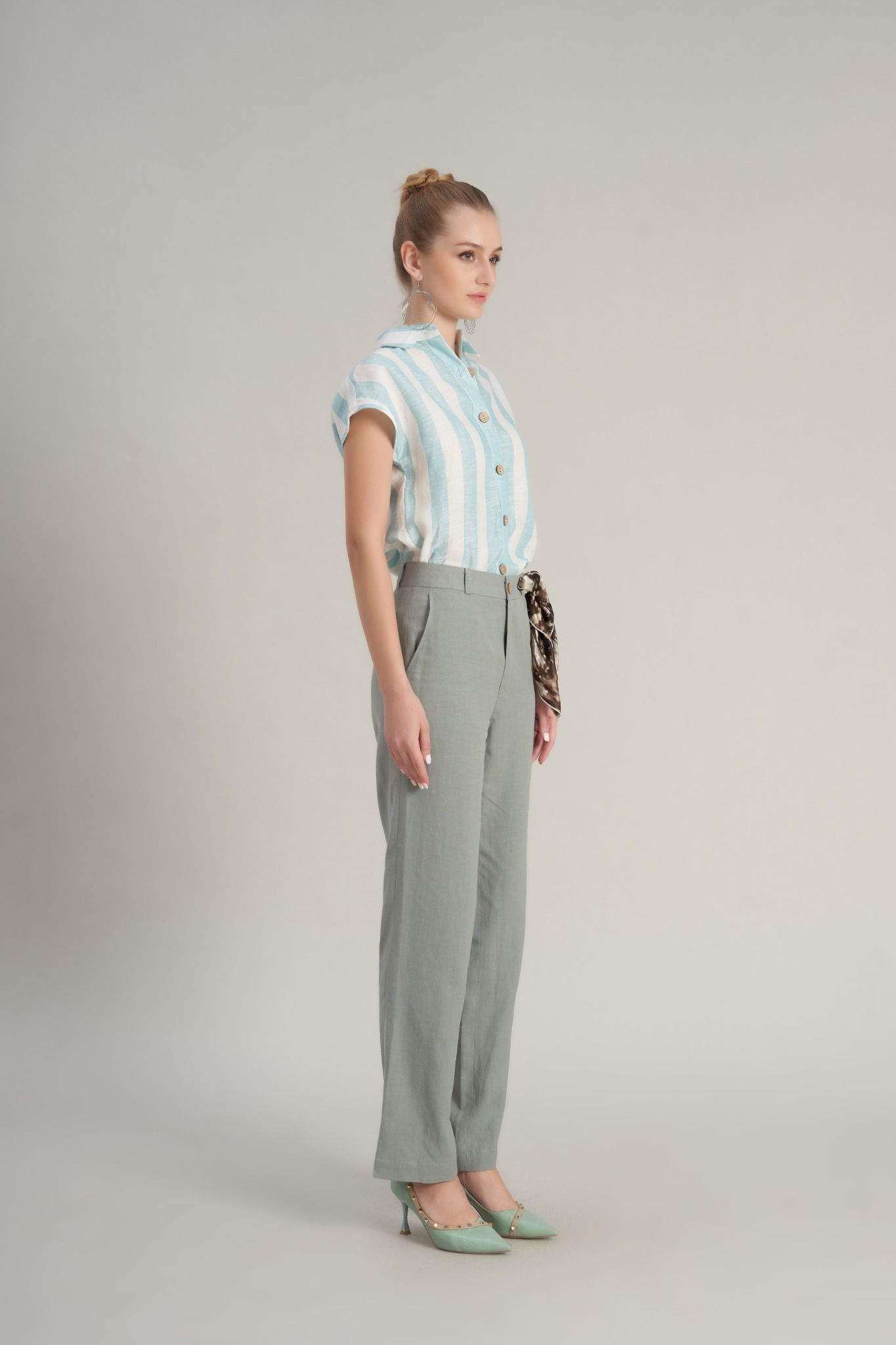 F2 FASHION & FREEDOM- Quần dài Linen nữ ngọc nhạt