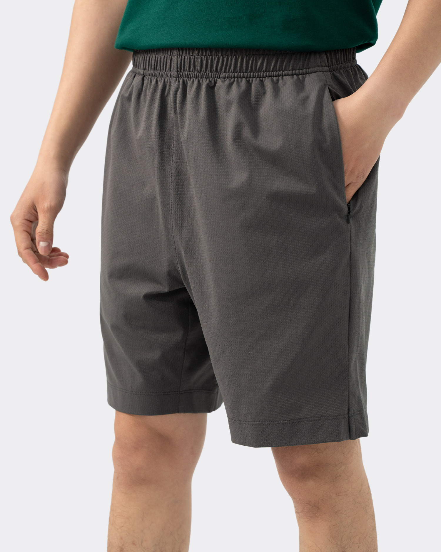 Quần short thể thao năng động màu xám đậm 4002G