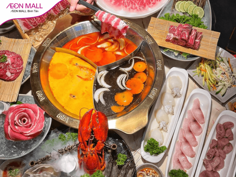 Hotpot Story nổi tiếng với 3 vị lẩu quốc tế: Tom yum (Thái Lan), Bulgogi (Hàn Quốc), Tứ Xuyên (Trung Quốc)