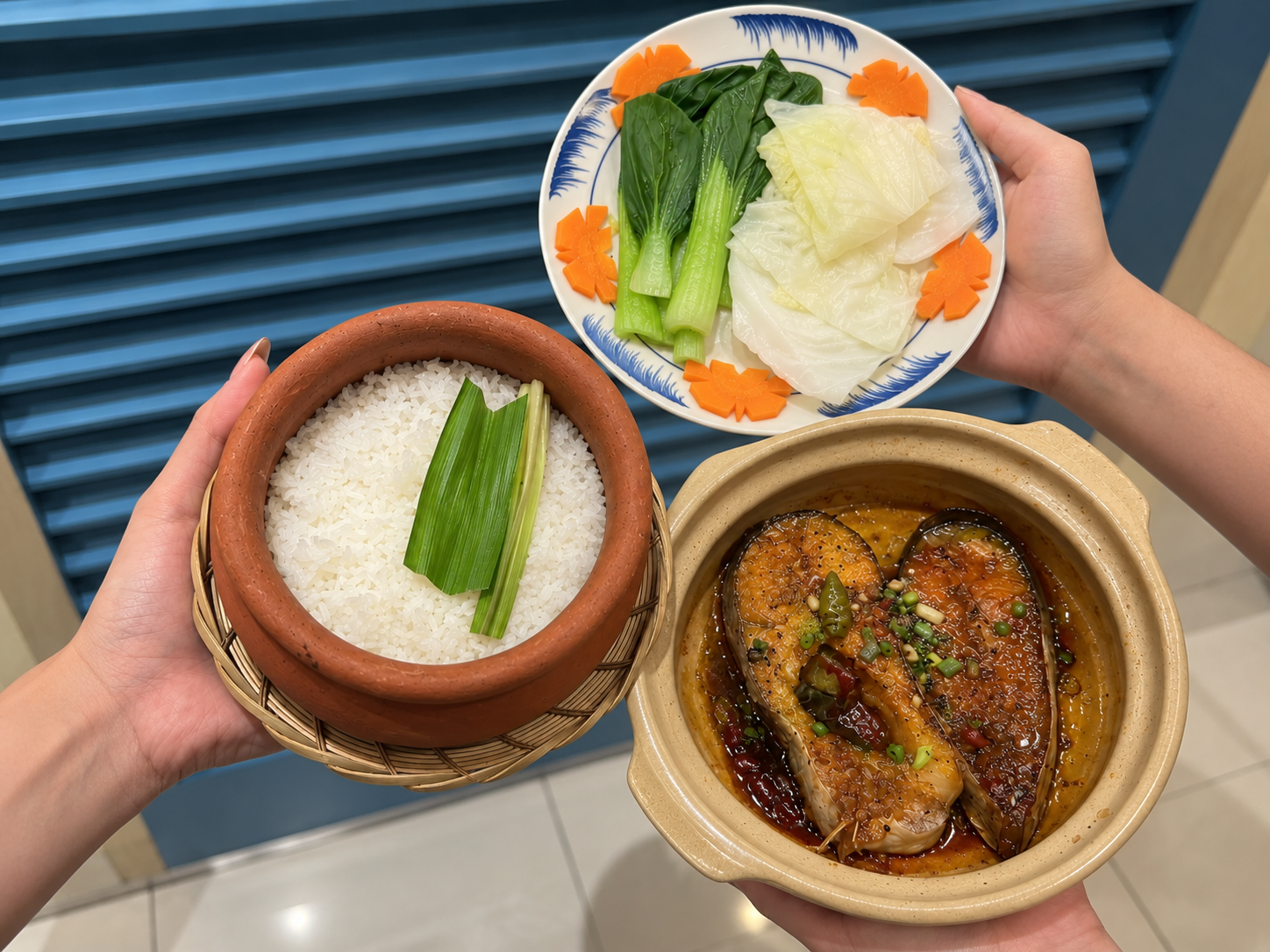 CƠM NỒI ĐẤT