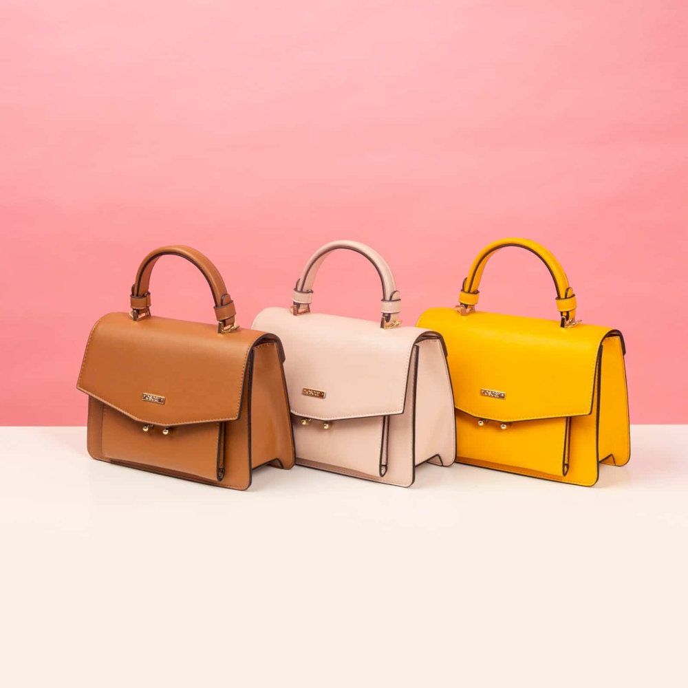 Túi xách là món quà tỏ tình thể hiện được sự quan tâm và gu thẩm mỹ của bạn (Nguồn: Internet) Túi xách là món quà tỏ tình thể hiện được sự quan tâm và gu thẩm mỹ của bạn (Nguồn: Internet)