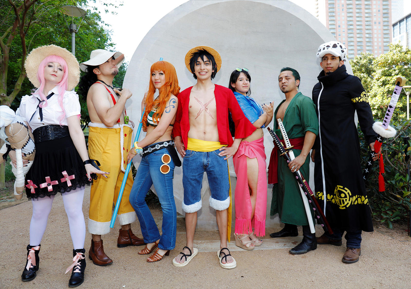 Cosplayer quốc tế hóa thân nhân vật viễn tưởng với trang phục và đạo cụ ấn tượng (Nguồn: Internet)