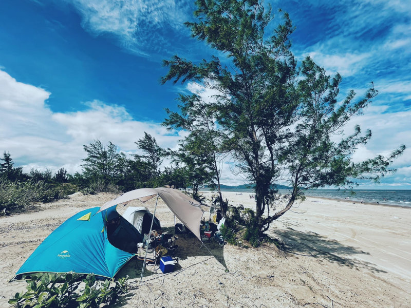 Điểm cắm trại biển Suối Ồ (Nguồn: Internet)