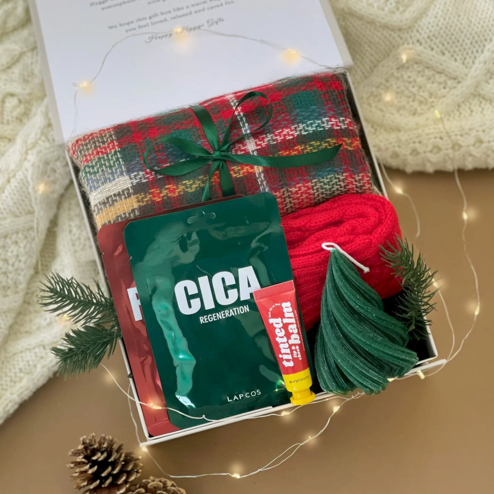 Dành tặng khăn len ấm áp cho bạn gái nhân dịp Noel (Nguồn: Internet)