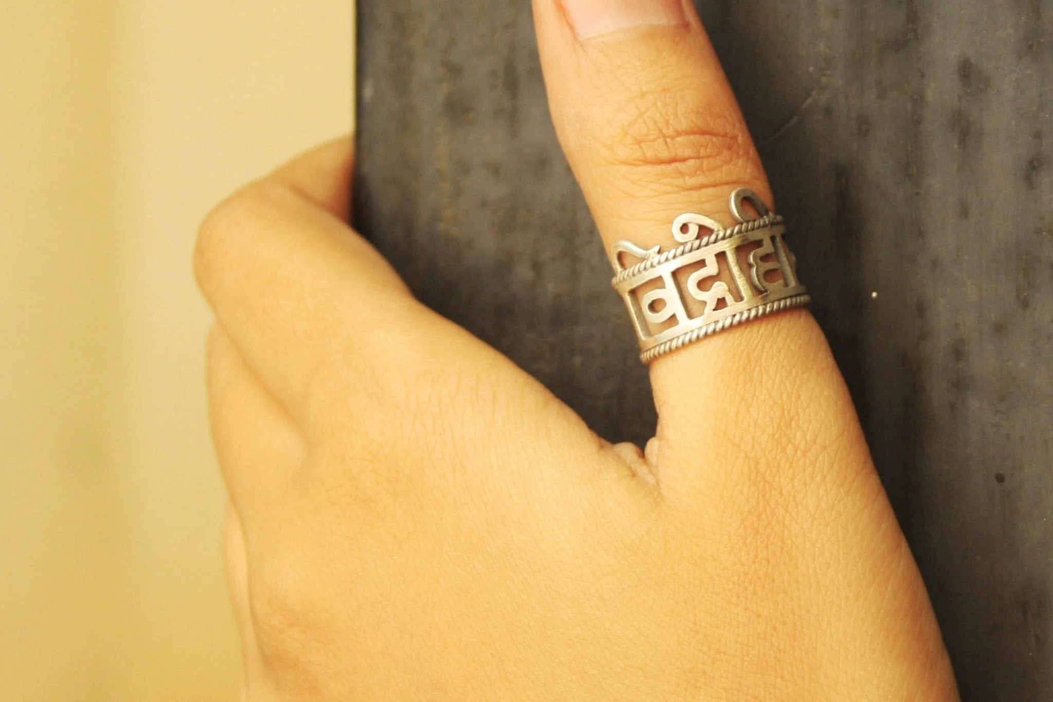 Ngón cái đại diện cho ý chí, lòng dũng cảm và sức mạnh độc lập của nam giới (Nguồn: Internet) Ngón cái đại diện cho ý chí, lòng dũng cảm và sức mạnh độc lập của nam giới (Nguồn: Internet)