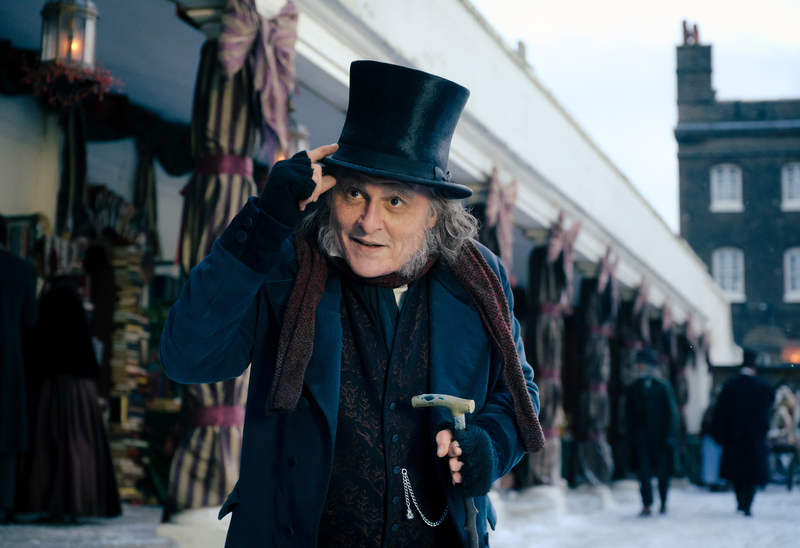 Benezer Phép Màu Đêm Giáng Sinh mang màu sắc thần thoại với câu chuyện mới về nhân vật Ebenezer Scrooge do Johnny Depp thủ vai (Nguồn: Internet).