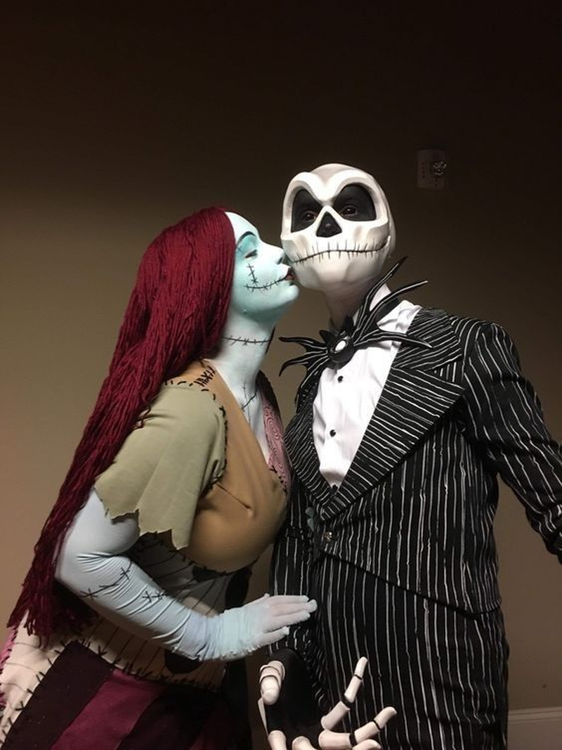 Cặp đôi Jack và Sally tái hiện tình yêu ngọt ngào từ bộ phim hoạt hình nổi tiếng. (Nguồn: Internet)