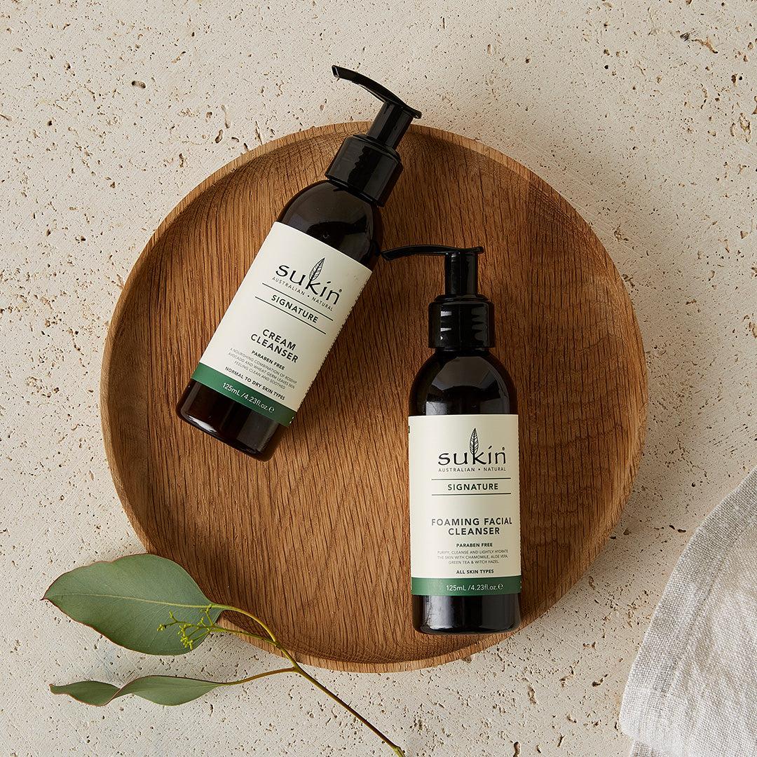 Các công thức của Sukin khai thác chiết xuất thực vật nên đảm bảo độ lành tính cao (Nguồn: Internet)