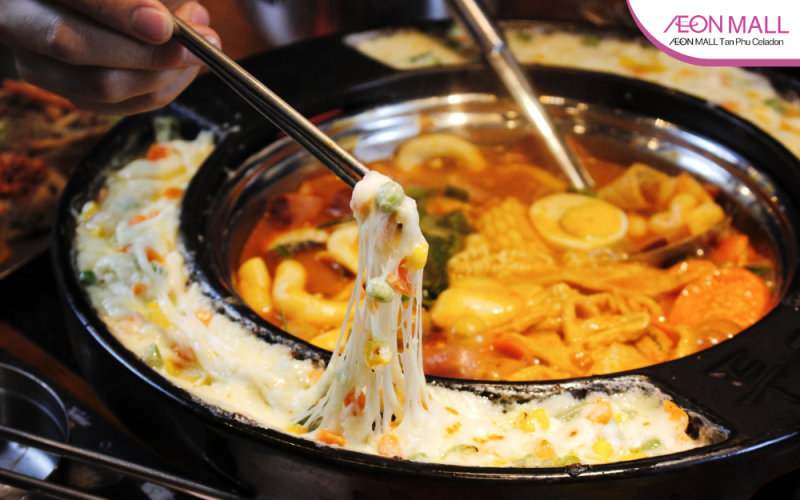 Nhà hàng buffet Dookki là điểm hẹn lý tưởng cho các tín đồ tokbokki