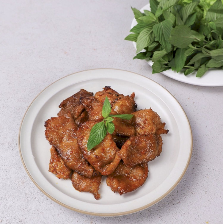 Nầm heo nướng chao béo ngậy đặc trưng ngon khó cưỡng (Nguồn: Internet) Nầm heo nướng chao béo ngậy đặc trưng ngon khó cưỡng (Nguồn: Internet)