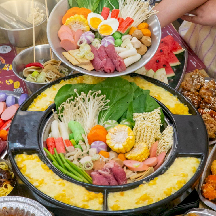 Spicy Box là điểm đến lý tưởng cho tín đồ lẩu Topokki Hàn Quốc với thực đơn đa dạng, hấp dẫn Spicy Box là điểm đến lý tưởng cho tín đồ lẩu Topokki Hàn Quốc với thực đơn đa dạng, hấp dẫn