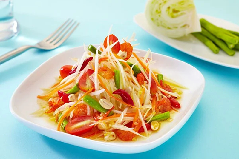 Pad Thai, Tom Yum và gỏi đu đủ Som Tum kết hợp nhiều vị chua cay đặc trưng (Nguồn: Internet)