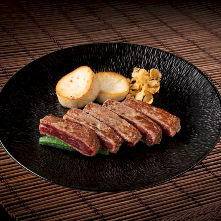 iSushi buffet sở hữu các món nướng được tẩm ướp tinh tế với các loại nước sốt đặc trưng kiểu Nhật (Nguồn: iSushi) iSushi buffet sở hữu các món nướng được tẩm ướp tinh tế với các loại nước sốt đặc trưng kiểu Nhật (Nguồn: iSushi)