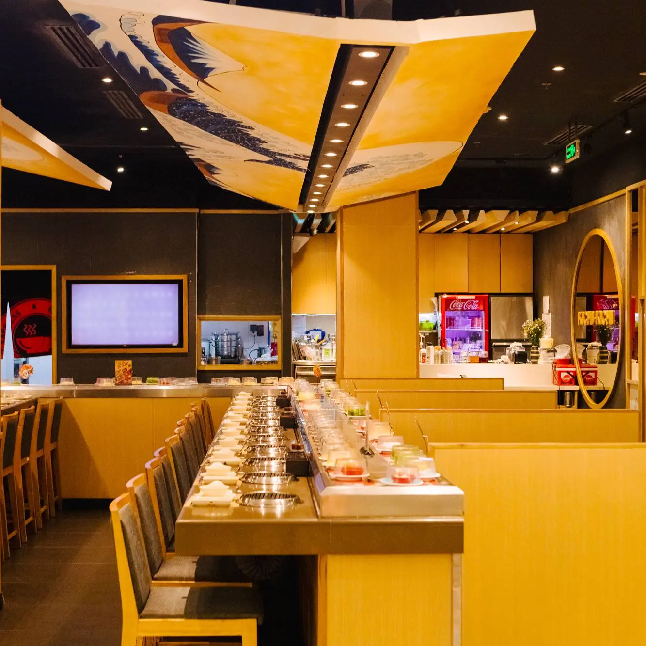 Trải nghiệm ẩm thực trong không gian rộng rãi của Kichi Kichi tại AEON MALL Tân Phú Celadon (Nguồn: Internet)