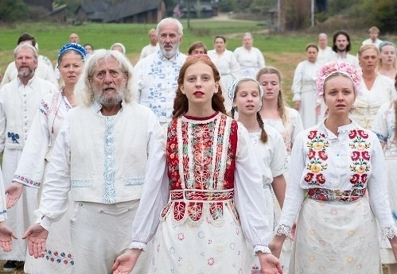 A trip to a summer festival in a remote village gradually becomes a strange and frightening experience. (Source: Internet)