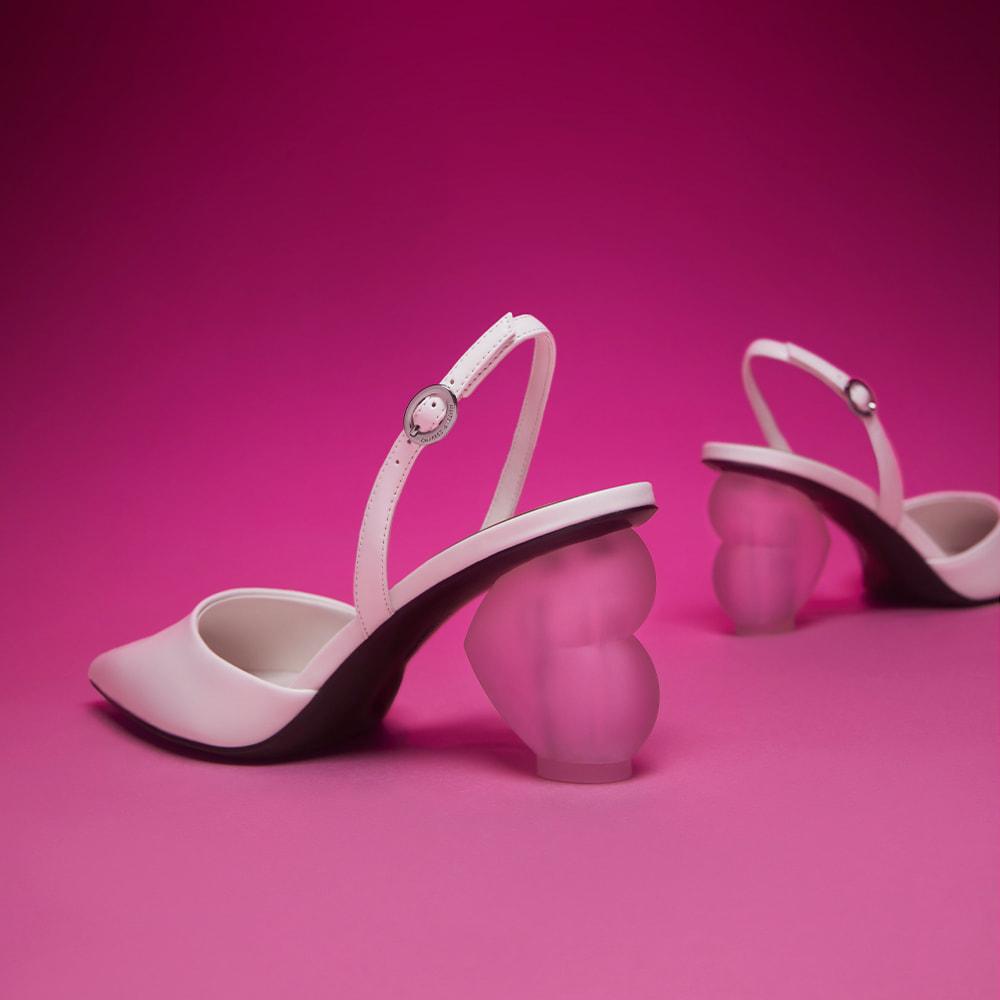 Giày Charles & Keith thanh lịch và nữ tính (Nguồn: Internet)