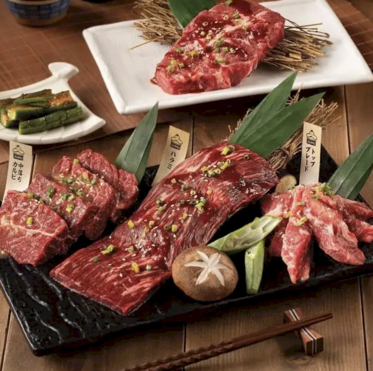 Sumo BBQ hấp dẫn thực khách bởi thịt tươi chuẩn và thơm ngon (Nguồn: Internet) Sumo BBQ hấp dẫn thực khách bởi thịt tươi chuẩn và thơm ngon (Nguồn: Internet)