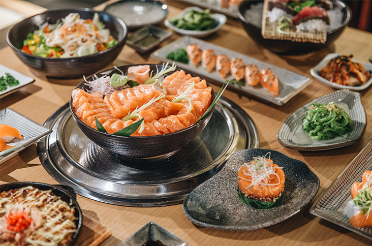 ISushi với nhiều loại sushi đa dạng kèm theo món nướng - lẩu ISushi với nhiều loại sushi đa dạng kèm theo món nướng - lẩu