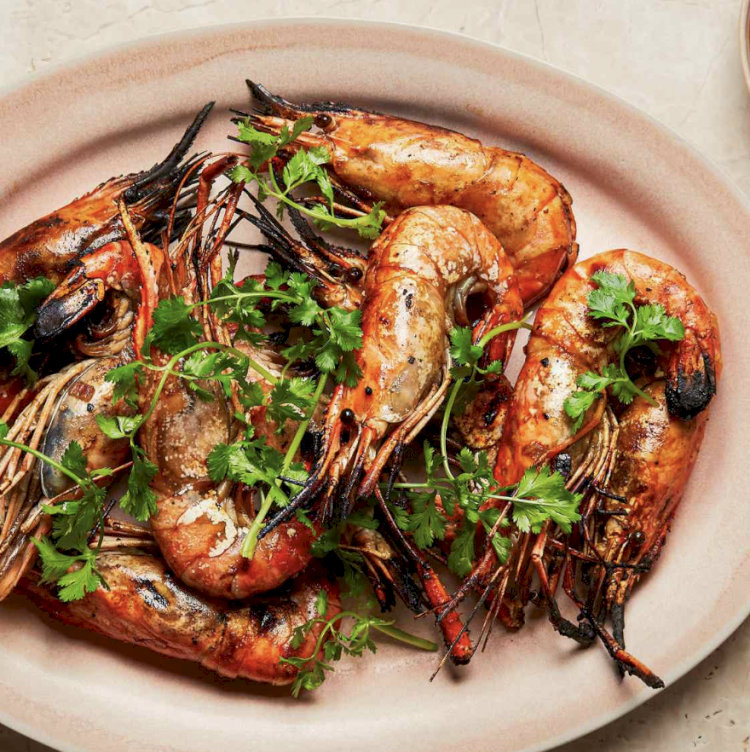 Tôm nướng lạ miệng với vị ngọt thanh và độ dai giòn tự nhiên (Nguồn: Internet) Tôm nướng lạ miệng với vị ngọt thanh và độ dai giòn tự nhiên (Nguồn: Internet)