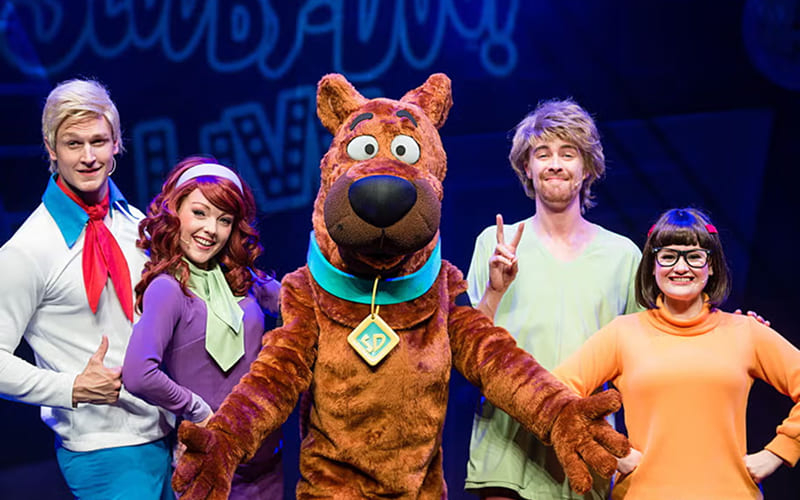Nhóm bạn tái hiện biệt đội giải mã bí ẩn Scooby-Doo rực rỡ màu sắc tuổi thơ. (Nguồn: Internet)