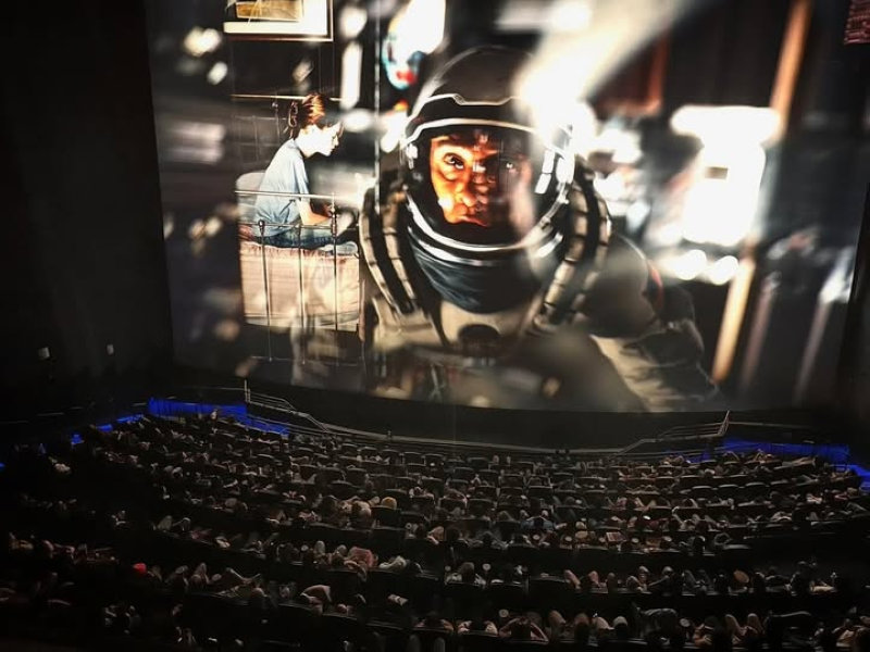 IMAX 70mm là định dạng phim truyền thống khổ phim 70mm vật lý (Nguồn: Internet)