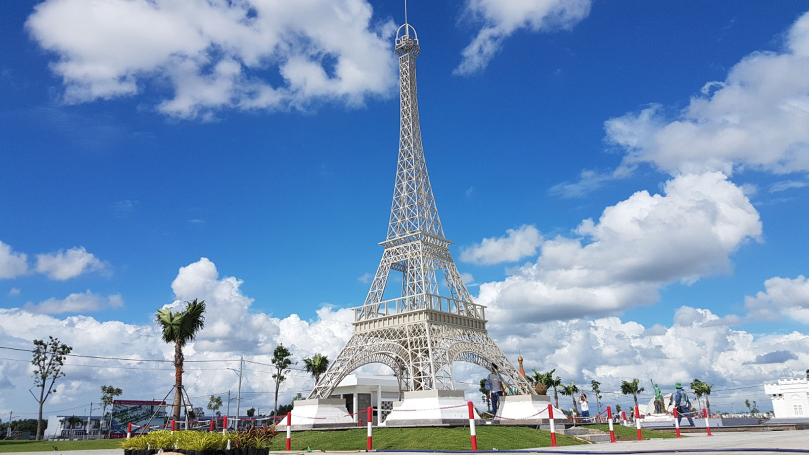 Công viên 7 Kỳ Quan Thế Giới mang đến nhiều trải nghiệm hấp dẫn (Nguồn: Internet)