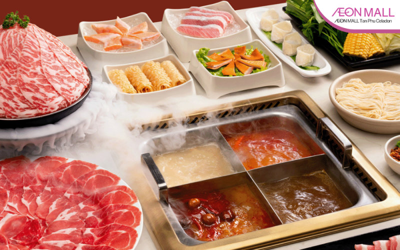 Lẩu Manwah nổi tiếng với hương vị nước lẩu độc đáo