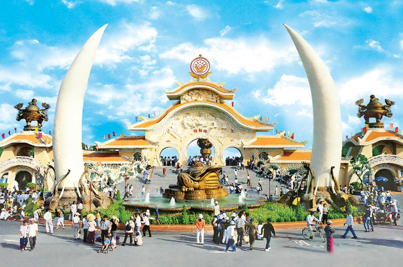 Khu du lịch Văn hóa Suối Tiên kết hợp các hoạt động vui chơi, tham quan và khám phá văn hóa. (Nguồn: Internet)