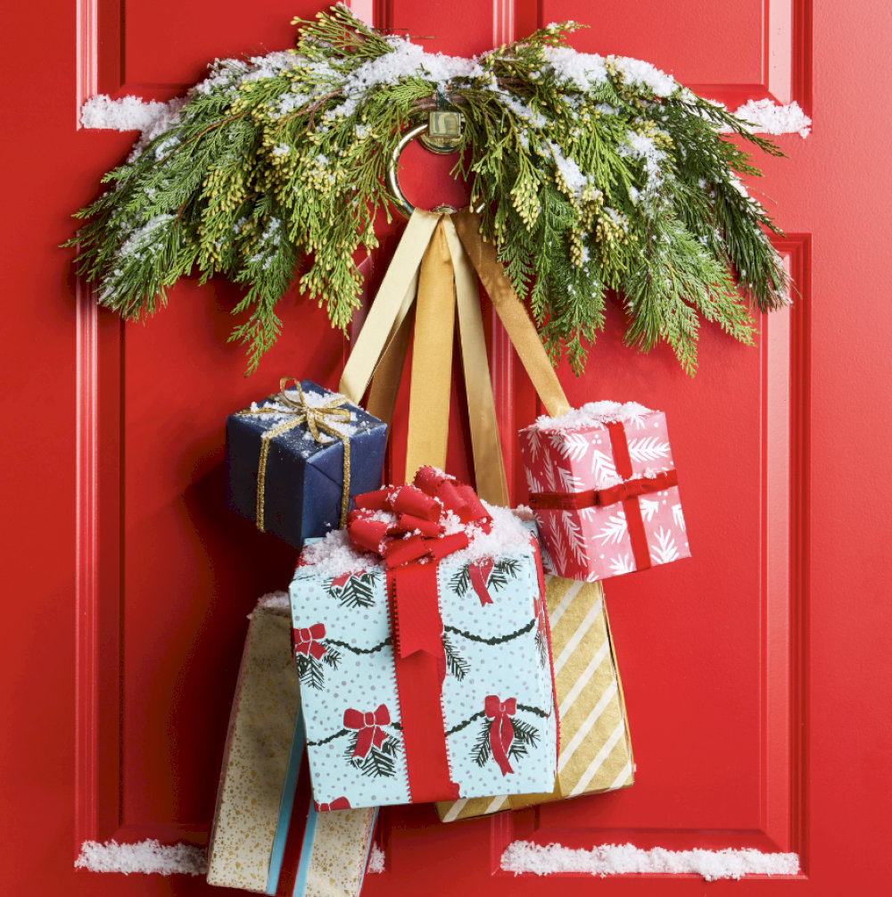 Tặng quà decor Noel dễ thương cho đồng nghiệp nhân dịp Giáng sinh (Nguồn: Internet)