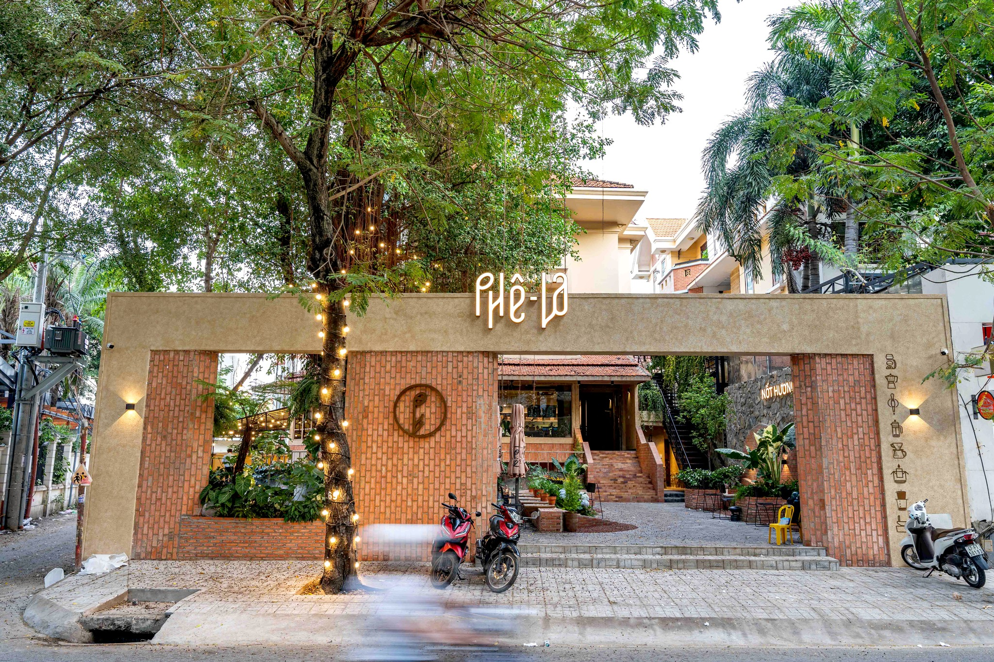 Phê La gây sốt giới trẻ nhờ phong cách Camp-chill và trà Ô Long đặc sản (Nguồn: Internet)