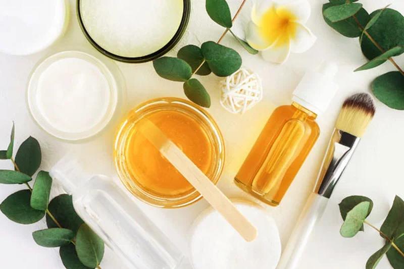 Các sản phẩm chăm sóc cá nhân giúp cô giáo thư giãn và chăm sóc bản thân sau những giờ lên lớp.