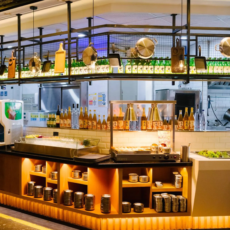 K-Pub Korean BBQ Buffet với không gian phục vụ chuyên nghiệp và sang trọng (Nguồn: Internet)