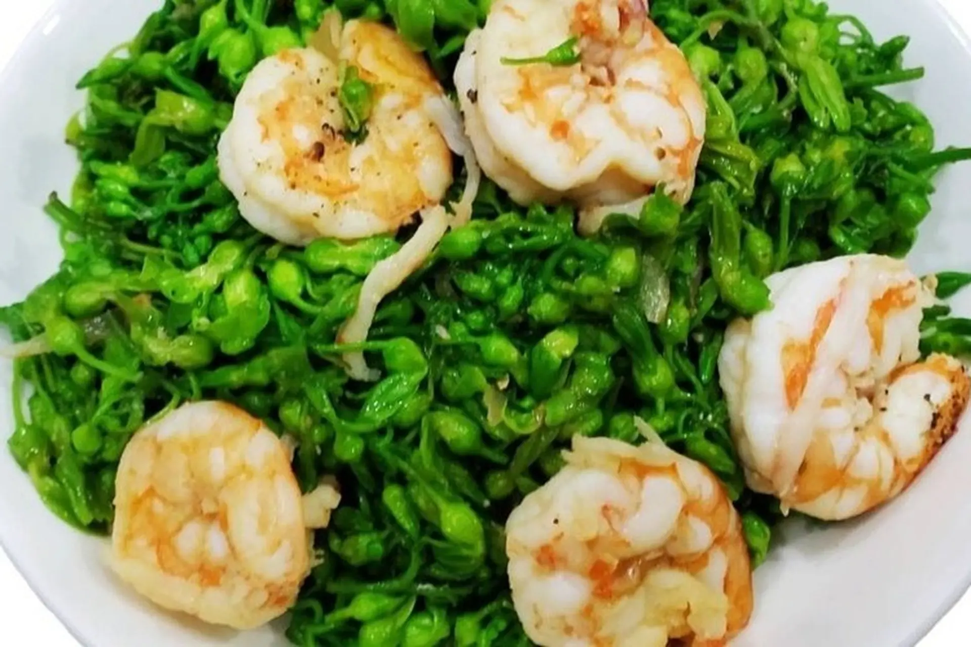 Kết thúc bữa ăn bằng lát dưa hấu mọng nước giúp xua tan hoàn toàn cái nóng ngày hè (Nguồn: Internet)