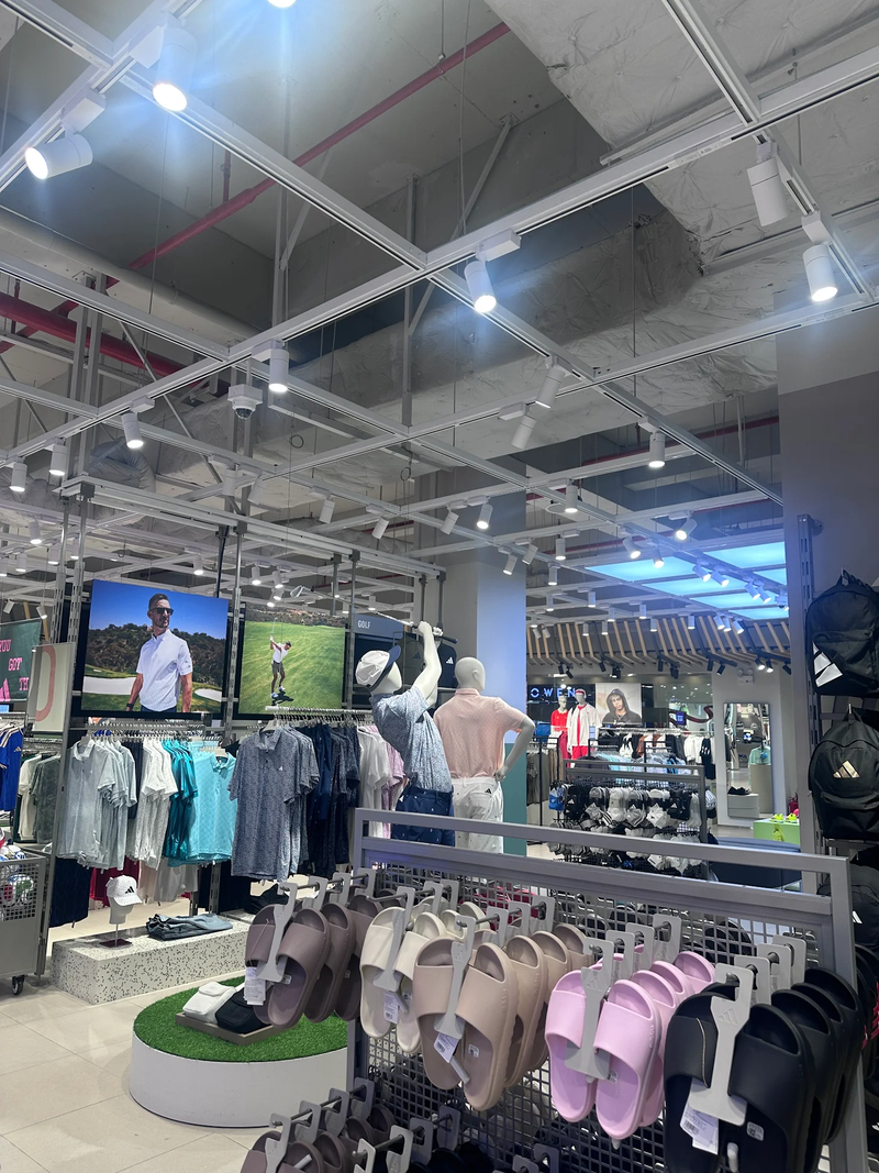 Các chi nhánh Adidas khác tại TP.HCM Các chi nhánh Adidas khác tại TP.HCM