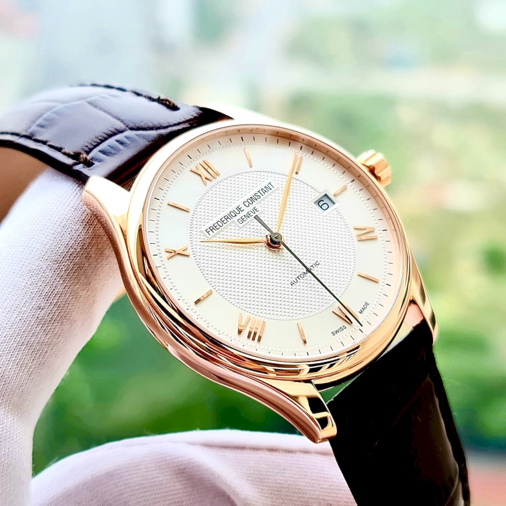 Đồng hồ đeo tay là một món quà tỏ tình thể hiện sự gắn kết lâu dài (Nguồn: Internet) Đồng hồ đeo tay là một món quà tỏ tình thể hiện sự gắn kết lâu dài (Nguồn: Internet)