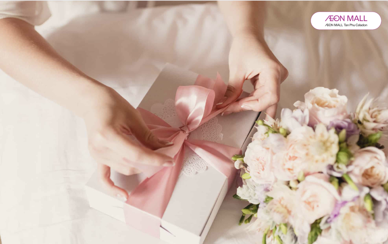 TOP 30+ quà tặng đám cưới thiết thực và ý nghĩa