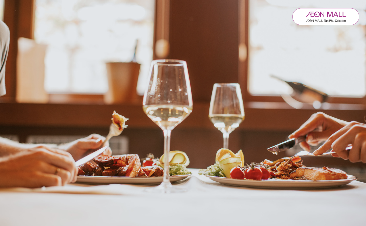 TOP 20 địa điểm ăn uống hẹn hò ở Sài Gòn lý tưởng cho cặp đôi