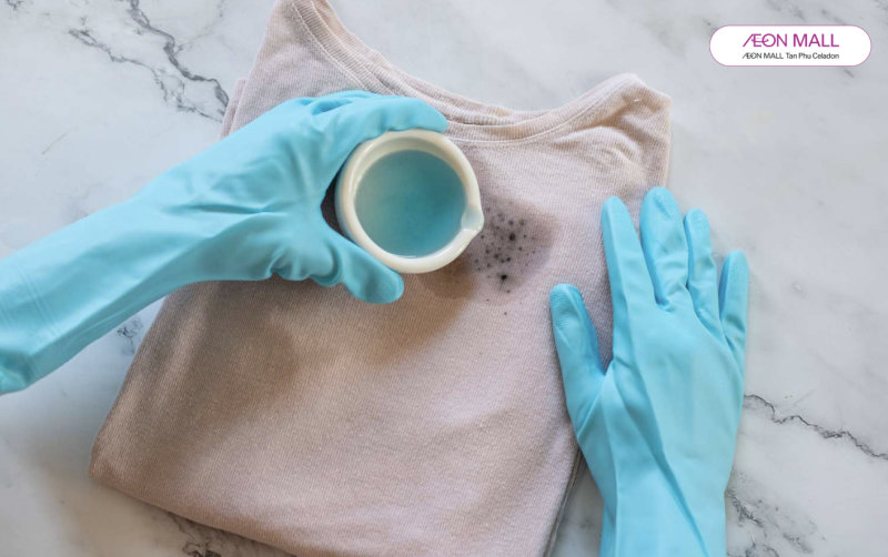 Quần áo bị mốc: Nguyên nhân và cách xử lý sạch như mới tại nhà